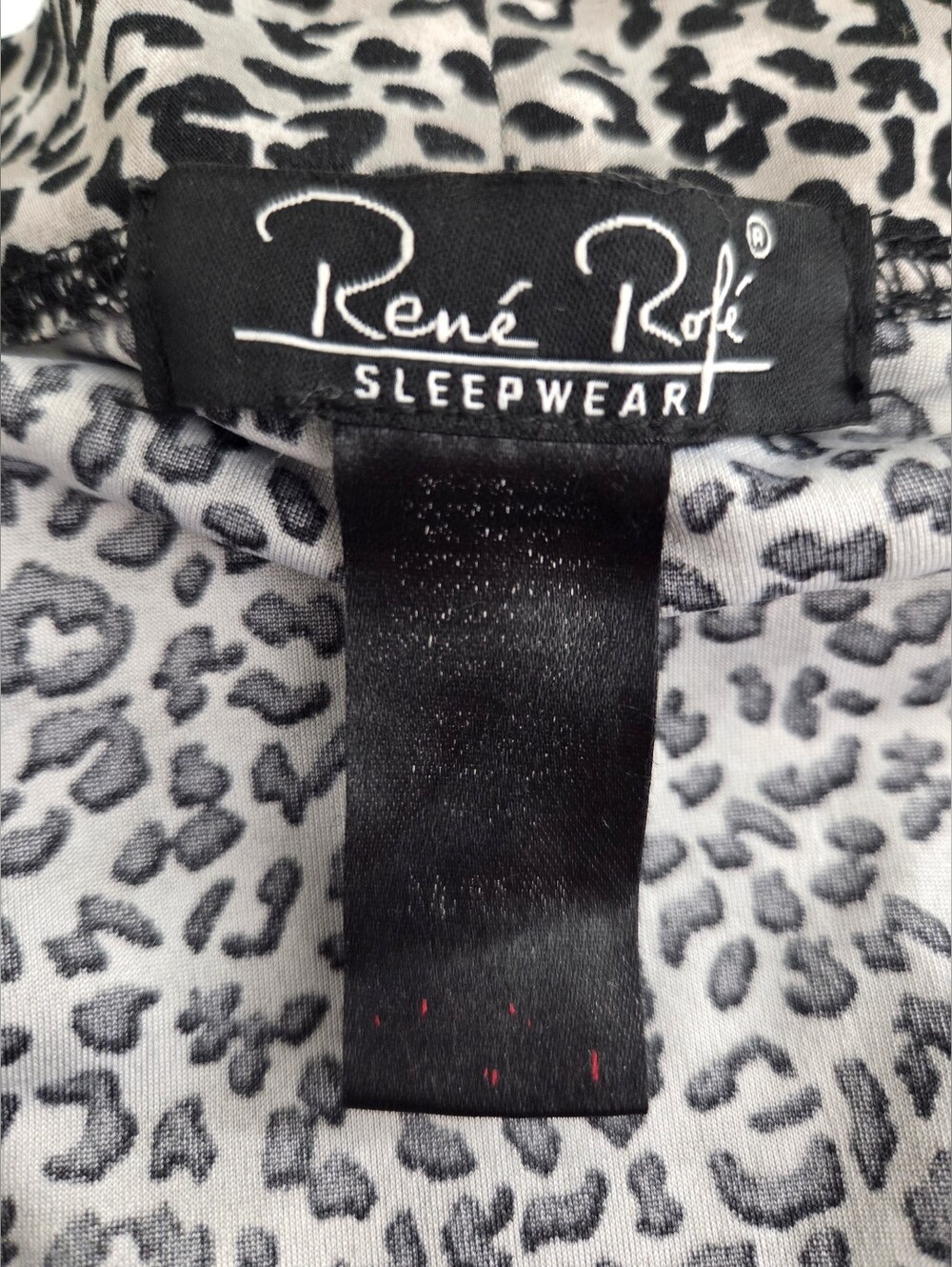 Size M Rene Rofe Sleep Set - Picture 6 of 8
